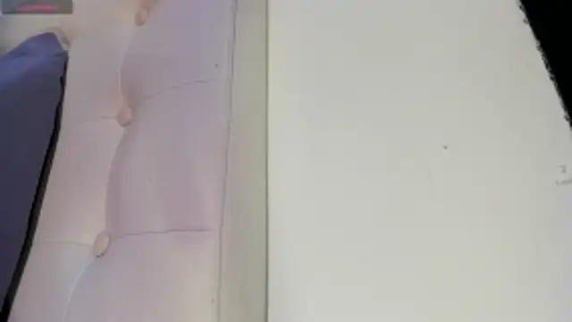 MiaEvans0 online show from 18, 4, 2026