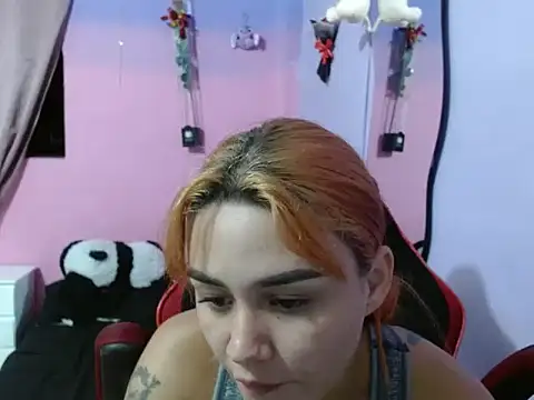 Snapshot of Cute-rouss chatting on 12, 2, 2026 Cute-rouss online show from 12, 2, 2026