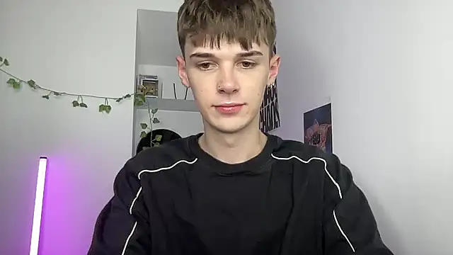 YourMilkyGuy online show from 4, 7, 2026