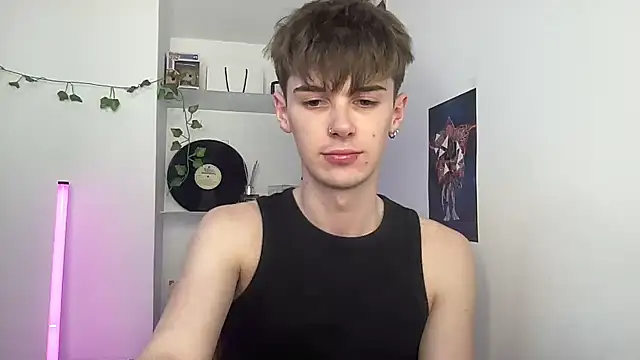 Snapshot of YourMilkyGuy chatting on 30, 5, 2026 YourMilkyGuy online show from 30, 5, 2026