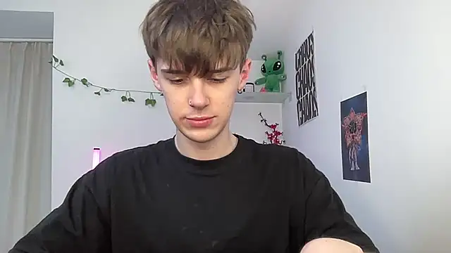 YourMilkyGuy online show from 23, 6, 2026