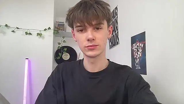 YourMilkyGuy online show from 22, 4, 2026