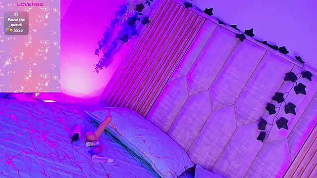 Ariana Castillo   online show from 5, 3, 2026