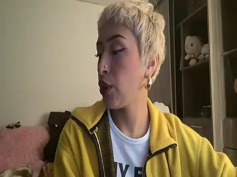  AbbyIce online show from 28, 4, 2026