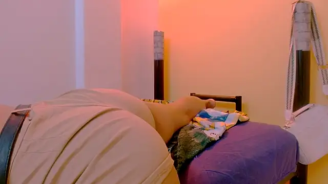 sexiempoderada18 online show from 20, 3, 2026