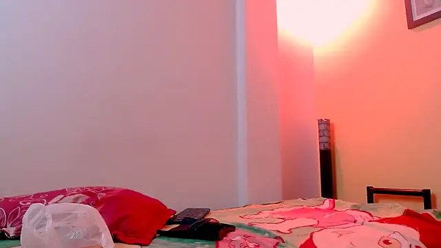 sexiempoderada18 online show from 20, 4, 2026