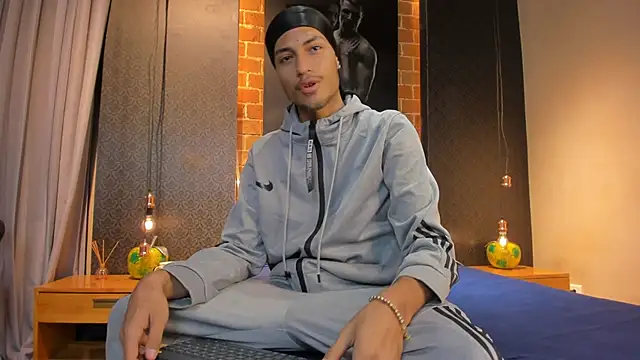 ItsZairen online show from 9, 2, 2026