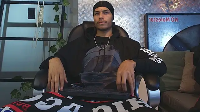 ItsZairen online show from 13, 2, 2026