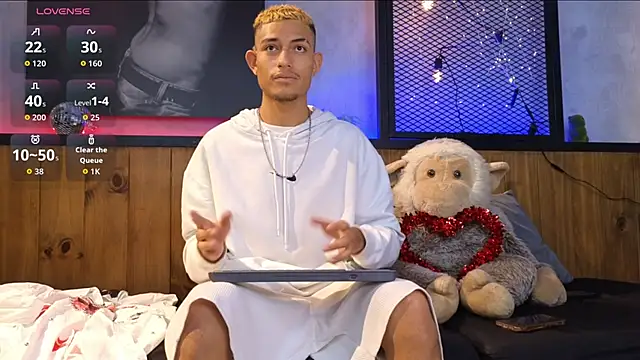 ItsZairen online show from 15, 2, 2026