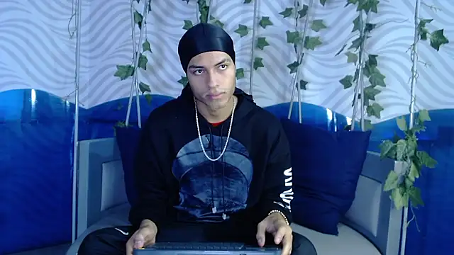 ItsZairen online show from 16, 3, 2026