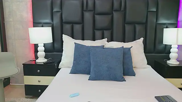 LaurenHazell online show from 28, 2, 2026