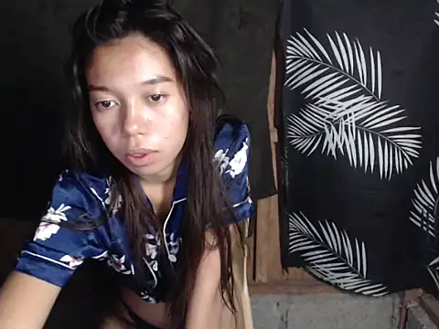urgirlyflor online show from 9, 4, 2026
