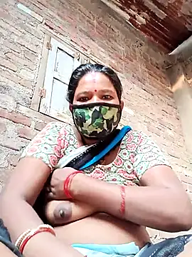 Kirti sacsena online show from 2, 4, 2026