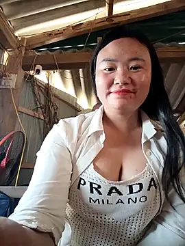 Snapshot of lisn-cute chatting on 2, 3, 2026 lisn-cute online show from 2, 3, 2026