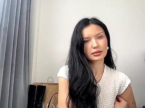 JoanGold online show from 23, 4, 2026