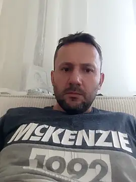 defaktor online show from 23, 5, 2026