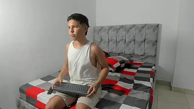 maykyboyx online show from 3, 3, 2026