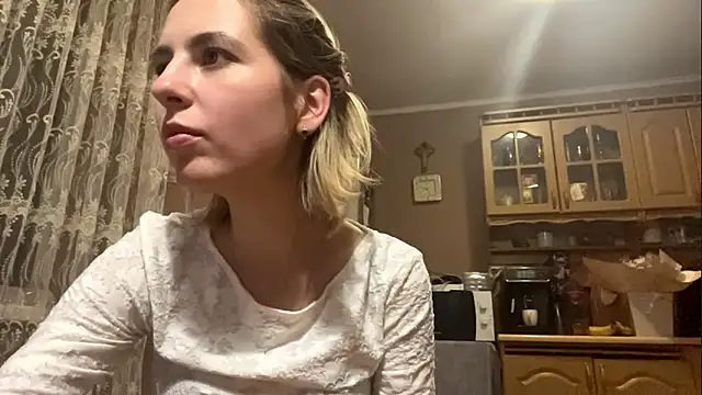 CharmingBlonde online show from 17, 2, 2026