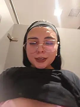 Snapshot of Yulska chatting on 10, 7, 2026 Yulska online show from 10, 7, 2026
