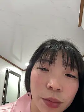 cuty lusy online show from 22, 2, 2026