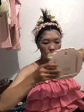 cuty lusy online show from 5, 6, 2026
