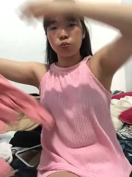 cuty lusy online show from 17, 5, 2026