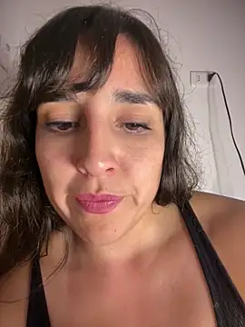 Snapshot of Latinaelisa chatting on 19, 3, 2026 Latinaelisa online show from 19, 3, 2026