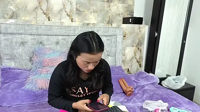 Kimmy london19 online show from 12, 4, 2026