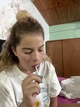 AriBeautiful online show from 2, 3, 2026