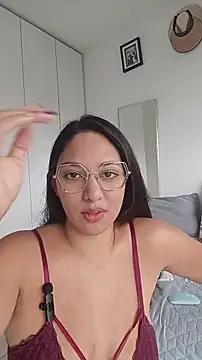 Victoria Lusty online show from 4, 7, 2026