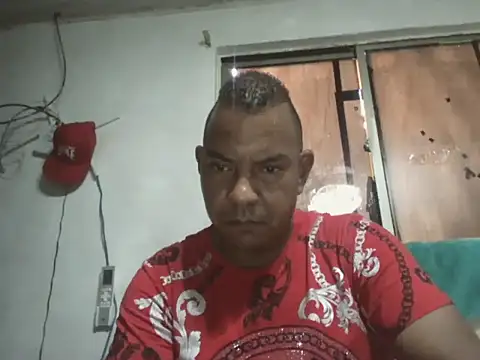 Snapshot of Quillero18 chatting on 20, 5, 2026 Quillero18 online show from 20, 5, 2026