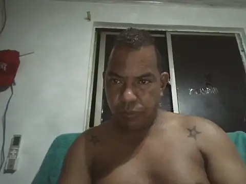 Snapshot of Quillero18 chatting on 1, 6, 2026 Quillero18 online show from 1, 6, 2026