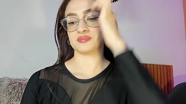 AndraCyruss online show from 2, 4, 2026