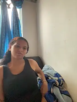 Luna white1 online show from 9, 3, 2026