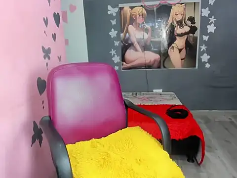 Luna white1 online show from 8, 3, 2026