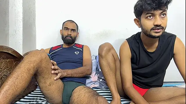 Snapshot of DesiDaddyandSon chatting on 19, 6, 2026 DesiDaddyandSon online show from 19, 6, 2026