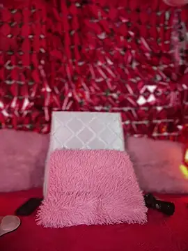 Woo isDaphne online show from 8, 2, 2026