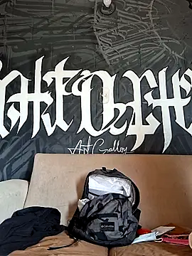 Zafira glow online show from 9, 2, 2026