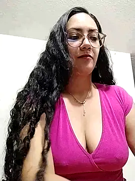 Salma-sweet online show from 8, 4, 2026