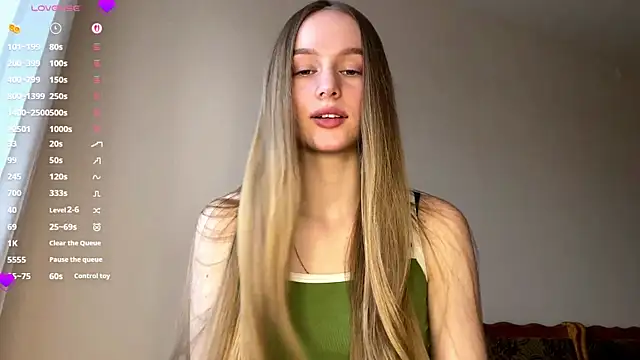 Viktoria Vibes online show from 4, 3, 2026