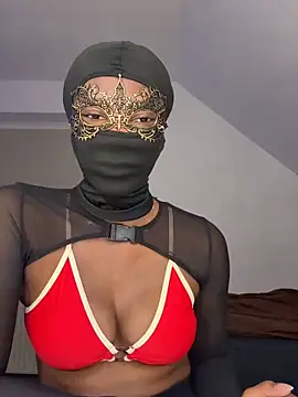 KiaraAmara online show from 12, 2, 2026