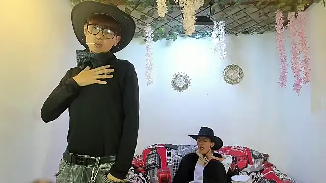 Lizeth hot2002 online show from 17, 2, 2026