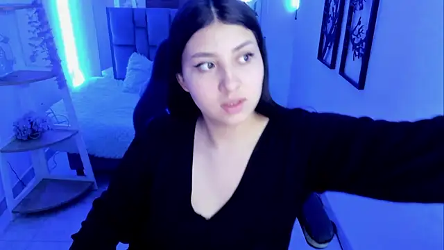 bloom winxx online show from 18, 2, 2026