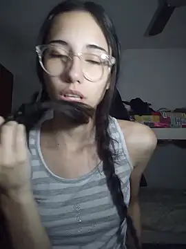 isaaabelaaa online show from 14, 4, 2026