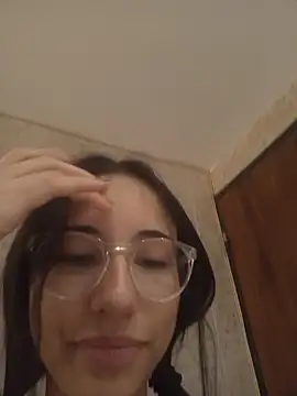 isaaabelaaa online show from 15, 2, 2026