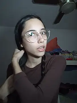 isaaabelaaa online show from 8, 4, 2026