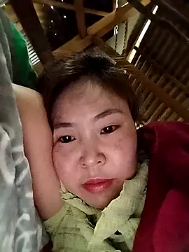 Yiyoongg online show from 19, 2, 2026