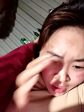 Yiyoongg online show from 19, 2, 2026