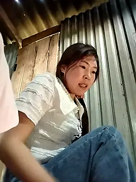 Yiyoongg online show from 12, 3, 2026