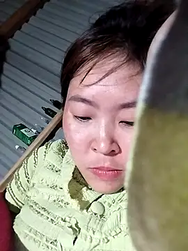 Yiyoongg online show from 18, 2, 2026